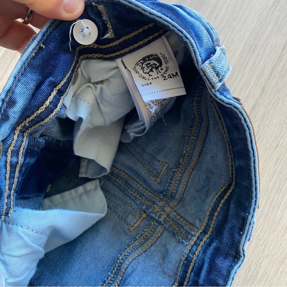 Diesel Jeans- 24 months- like new - Picture 4 of 6